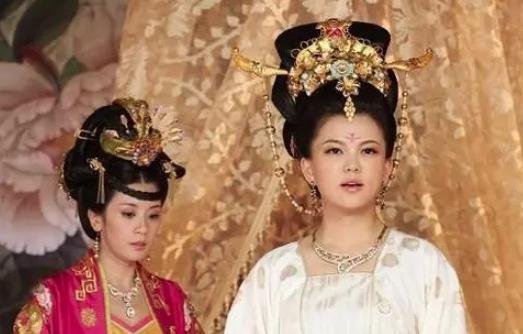 上官婉儿的一生经历了什么