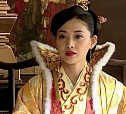 万历皇帝朱翊钧耍酒疯,李太后拿出一部书被吓傻了