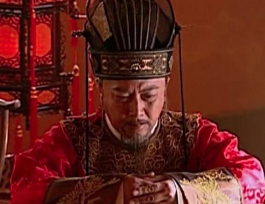 万历皇帝朱翊钧耍酒疯,李太后拿出一部书被吓傻了