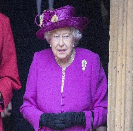 英国女王有着什么样的特权 她的权力有多大