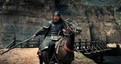 如果说张飞手里的武器不是丈八蛇矛 那他的真正武器是什么