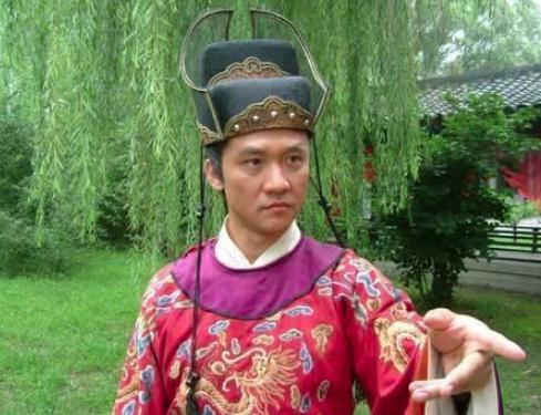 此太监作恶多端,最后却从皇帝手中救下两万人