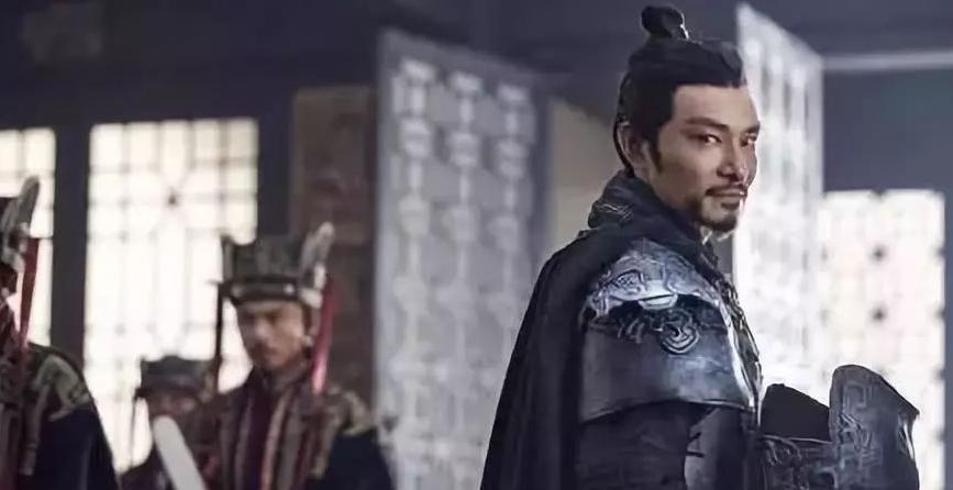 忠贞臣子还是隐忍高手?他其实一直在为自己的家族做暗桩?