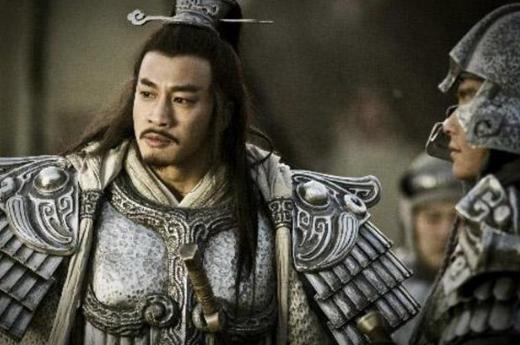 龙且兵败身死，项羽开始害怕了！项羽在害怕什么