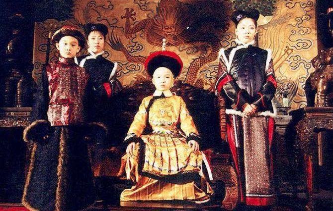 将国库存银当私房钱,康熙真这么做吗