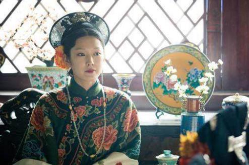 兆佳氏:十三阿哥胤祥嫡福晋，一生受宠，活了近80岁