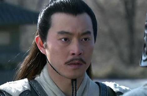 孙策三番被袁术侮辱,为何还屈就他