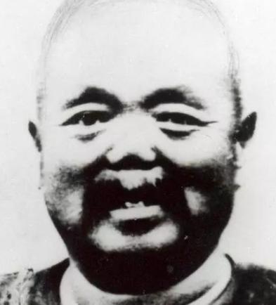慈禧手下3大保镖老照片，第二位能躲子弹，第三位53岁打败霍元甲