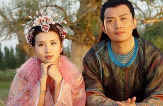 皇帝死讯传来,妃子竟跳舞庆祝,第二天皇帝回宫,她被满门抄斩