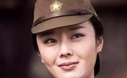 中国出路费送日本女人回国,没想过的是日本战败后,日本女人都不愿回国了!