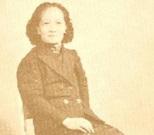 历史上的十三姨,比黄飞鸿小35岁,一生未育