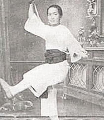 历史上的十三姨,比黄飞鸿小35岁,一生未育
