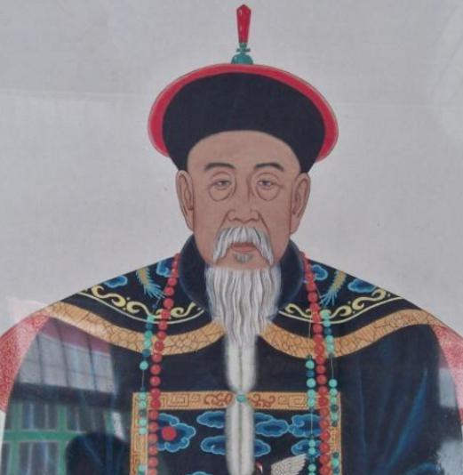 世人皆知“刘罗锅”,但他的父亲刘统勋更厉害