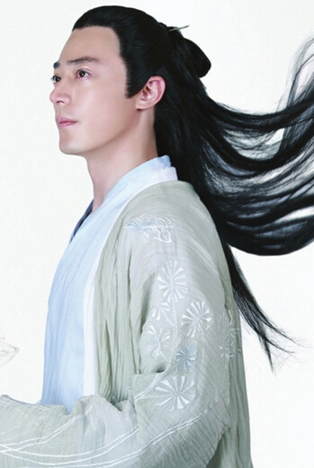 花千骨摩严厉害吗？摩严和白子画谁厉害