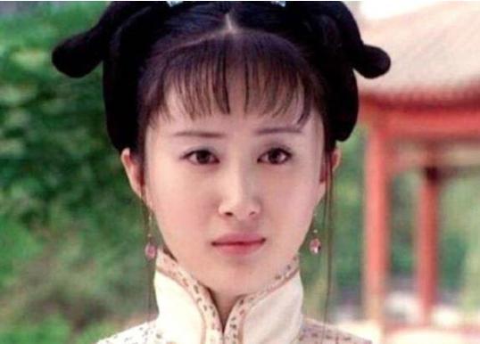 乾隆的第一个女人是谁