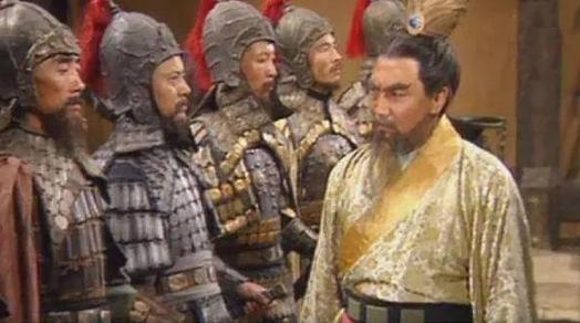 夏侯敦：是曹操的第一大将，关羽见他绕着走