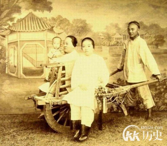 中国古代女子缠足的历史：清末恐怖的女人缠足照