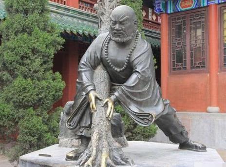 鲁智深倒拔垂杨柳，用了多大力气