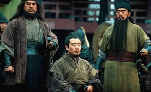 汉末实力最弱的刘备是凭什么建立蜀汉的