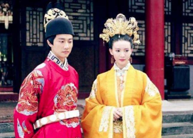 万贞儿虽比皇帝大17岁,但却宠冠六宫连皇后也妒忌