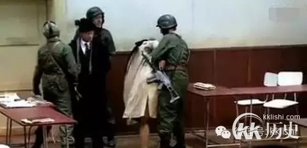 齐奥塞斯库覆灭之路:从巅峰到被枪决只用了六天!