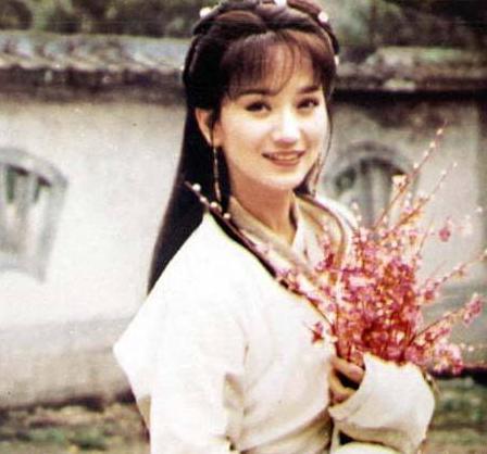 阿房女死后，秦始皇后宫虽美女如云，但没有一个成为皇后