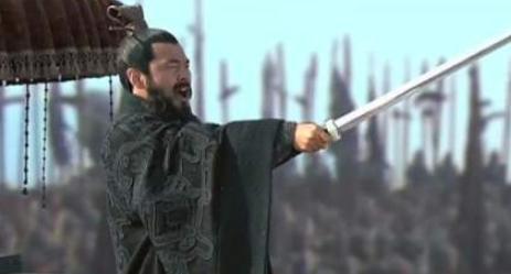 袁绍死后,曹操为何亲自到墓前哭丧吊唁