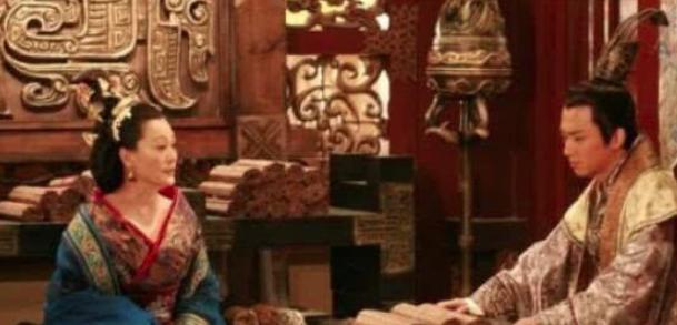 贤良淑德的妇人变成残酷的太后,吕雉经历了什么