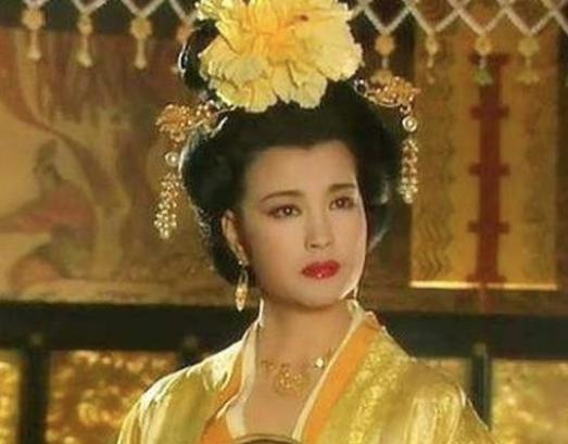武则天上位后,面临最大的难题是什么