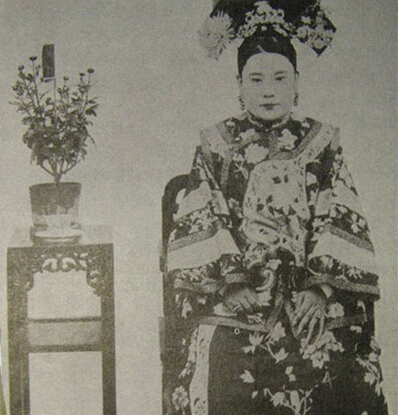 清朝的审美观 清朝的妃子都很美吗？