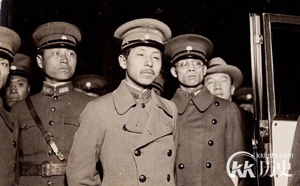 揭秘张学良奔丧见闻 险些遭日本人暗算