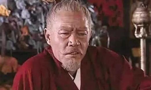 他本来身为皇太孙,出生后却被扔进大牢
