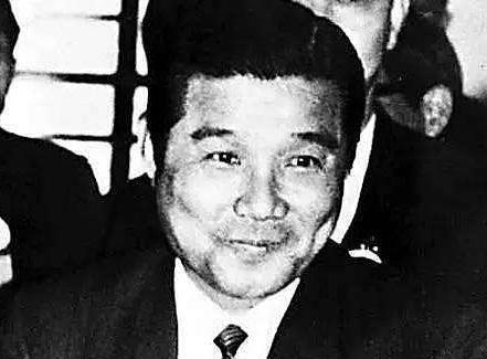 颜雄跟吕乐是什么关系 是否跟电影演的一样