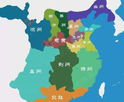 他被曹操比作猪狗 他投降之后又是什么下场