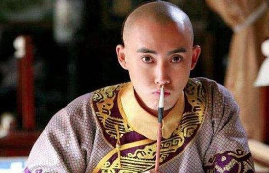 钮祜禄·阿灵阿:雍正的亲姨夫,康熙特别信任他