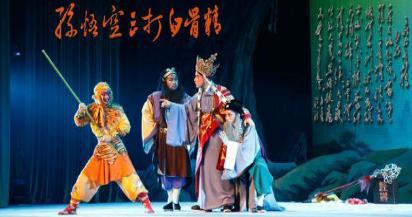 同样是孙悟空的扮演者 六小龄童和六龄童章宗义的区别在什么地方