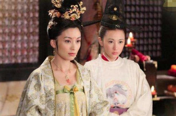 上官婉儿犯了大忌,她不死都不行