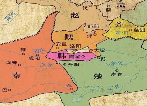 国君寄给太子衣服,太子立马回京顺利继位