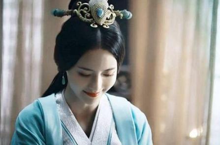 “一女乱三曹”说的是谁