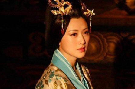 钩弋夫人的手没打开过是真的吗