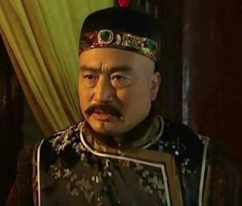 雍正登基后善待废太子，为何只字不提被幽禁的大哥