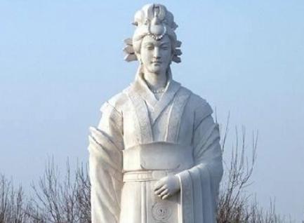 辽国开国皇后述律平帮丈夫打天下，晚年因谋杀孙子被废