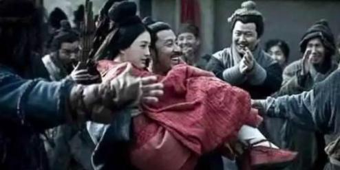 刘邦为何兵败还能得佳人?真是“祸兮,福之所依”