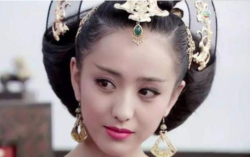 皇帝让李白写首诗,细读才发现胆真大