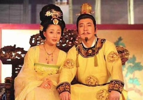 皇帝让李白写首诗,细读才发现胆真大