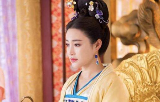 宋朝最杰出的皇后,本是有夫之妇被太子看中最后独揽大权!