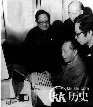 胡耀邦下台内幕：胡耀邦下台的历史原因是什么