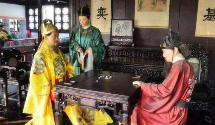 明朝官员的工资真的很低吗 为何总感觉自己都养不活的样子
