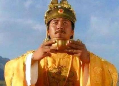 明朝官员的工资真的很低吗 为何总感觉自己都养不活的样子