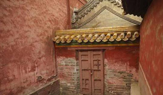 皇妃被打进冷宫,因为有这两个原因,反倒是太监最高兴?